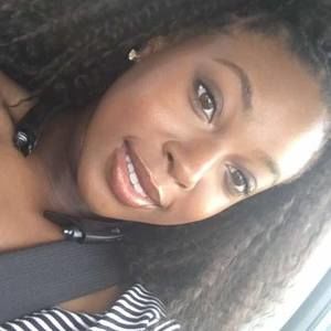 Meet your Posher, Kendra